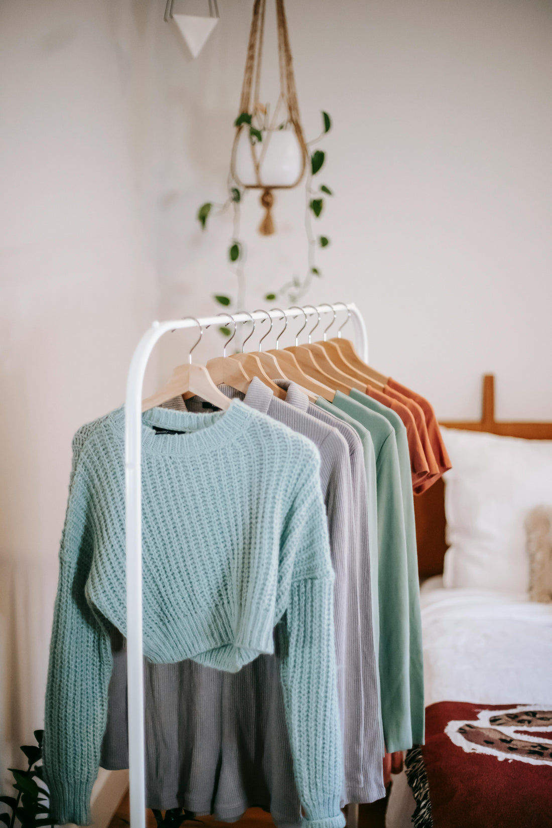 How to Build a Capsule Wardrobe: Fashion Simplified