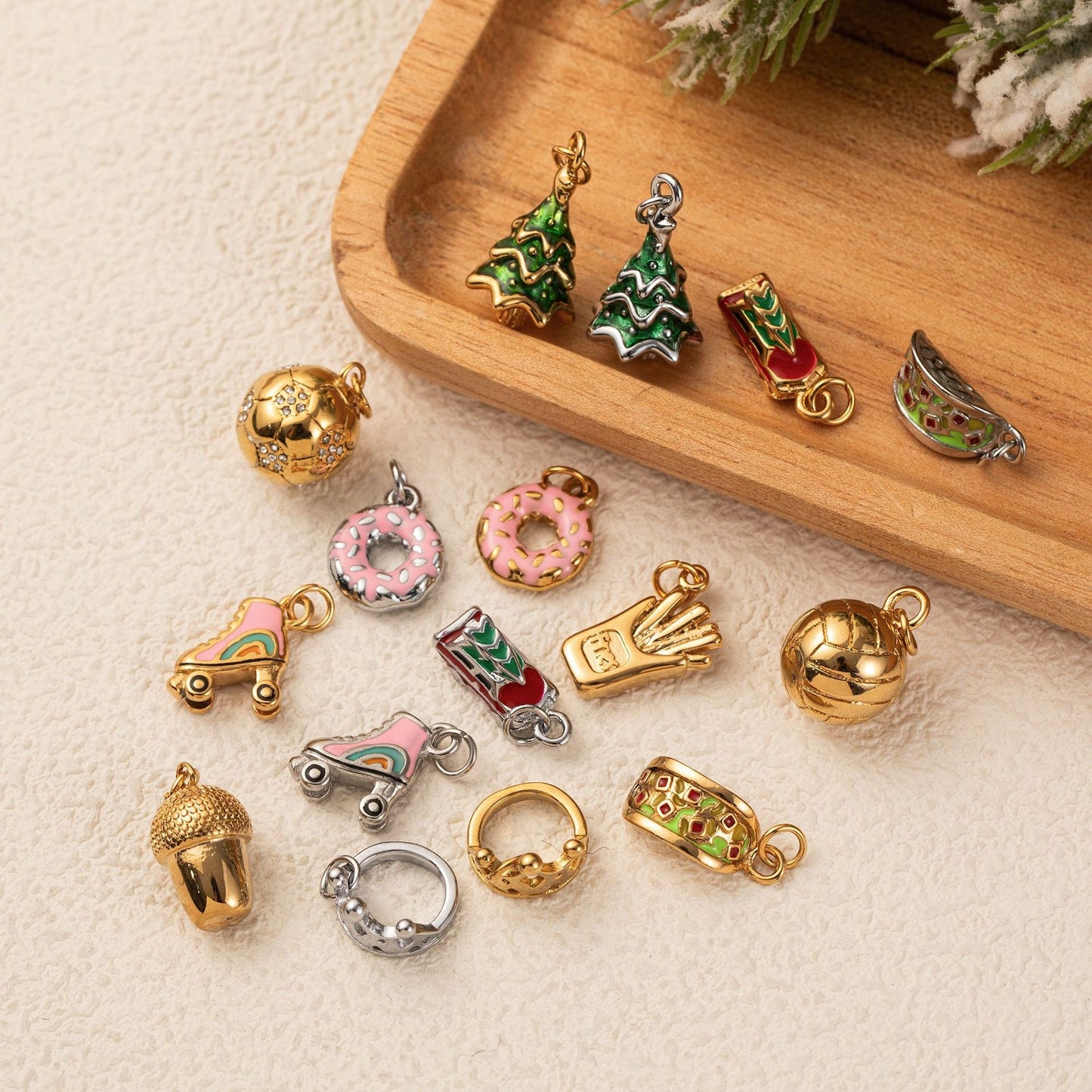 18K Gold Crown/Christmas Tree/Ice Skates Design Exquisite Fashion Pendant Necklace-Luxore