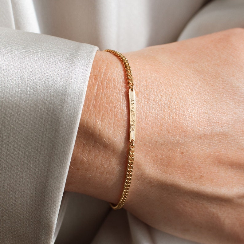 ALL - Customizable Name Design Light Luxury Style Bracelet