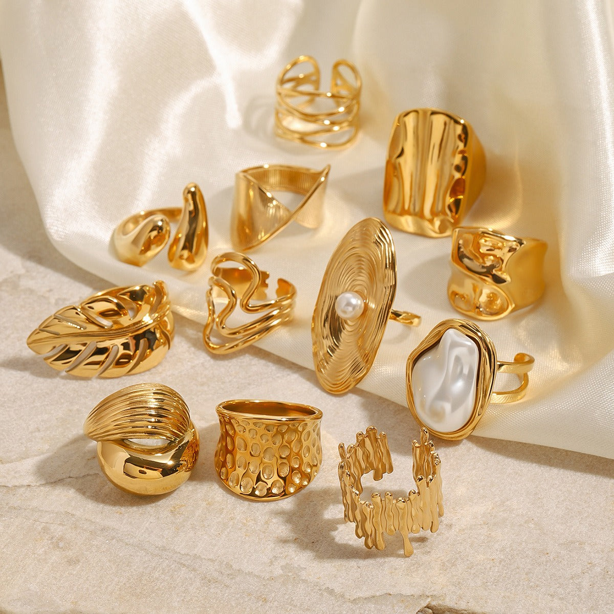 18K gold geometric inlaid pearl design light luxury high-end ring-Luxore