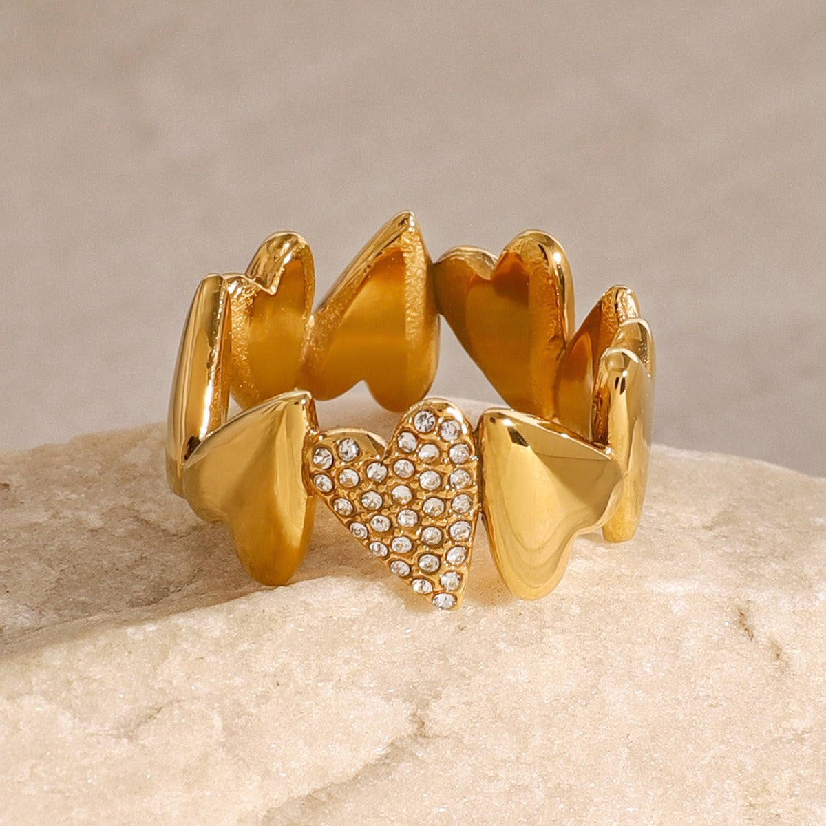 18K gold geometric heart-shaped diamond-studded unique design high-end ring-Luxore