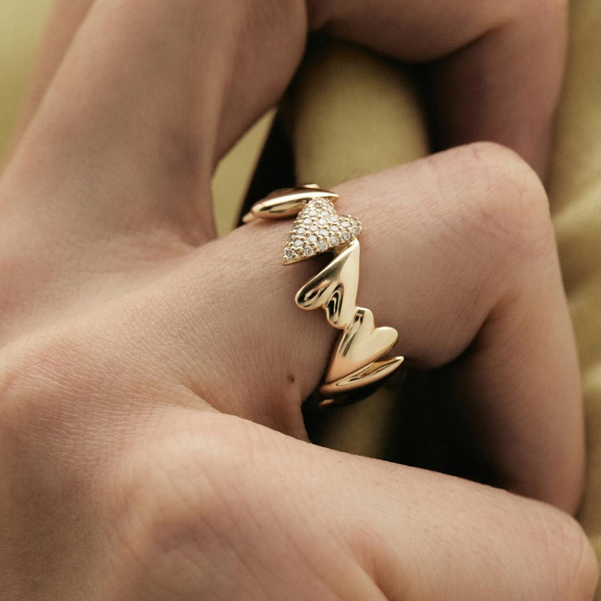 18K gold geometric heart-shaped diamond-studded unique design high-end ring-Luxore
