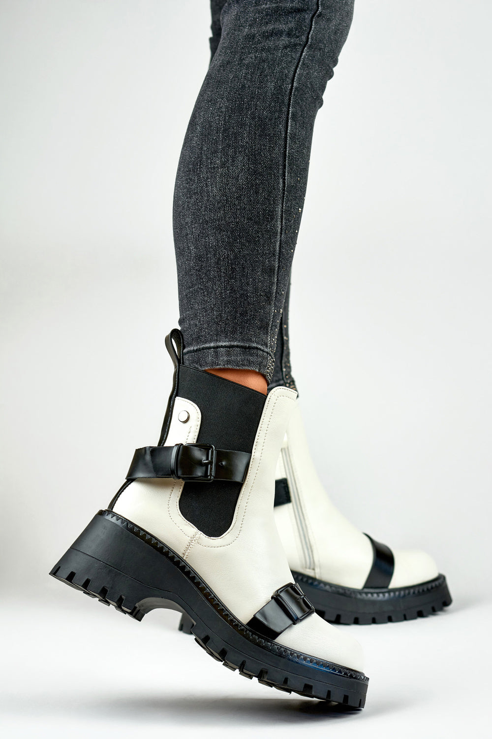 Bootie model 186444 PRIMO-Luxore