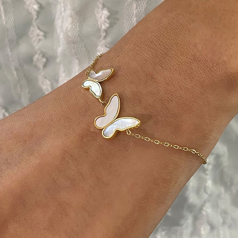 18K Gold Butterfly Shaped Gemstone Design Luxury Bracelet-Luxore