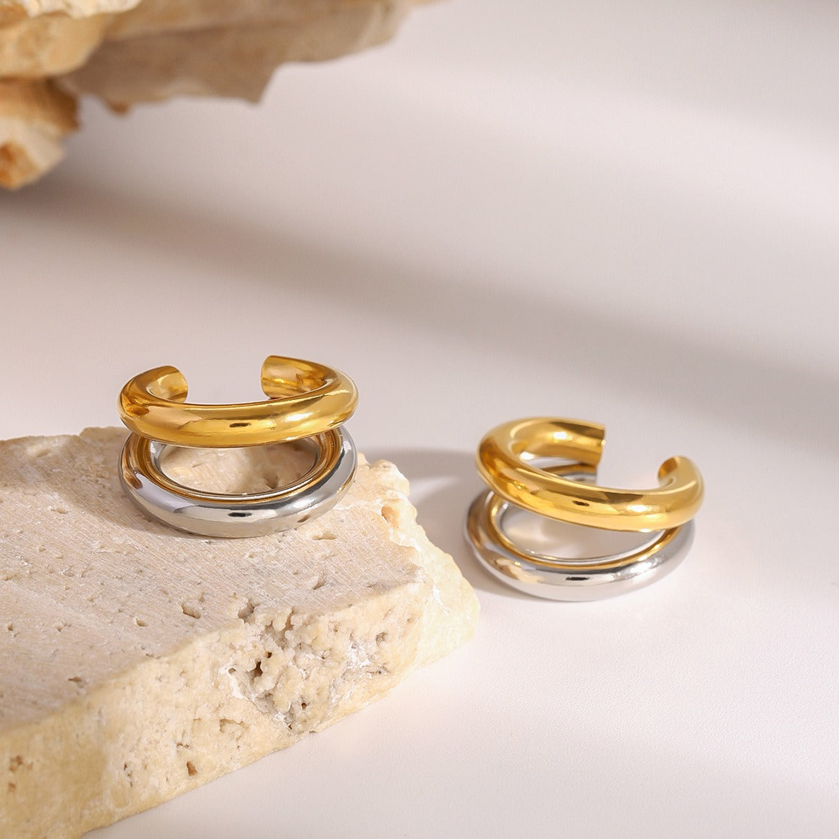 18K gold double-layer C-shaped earrings with gold and silver contrasting high-end feel-Luxore