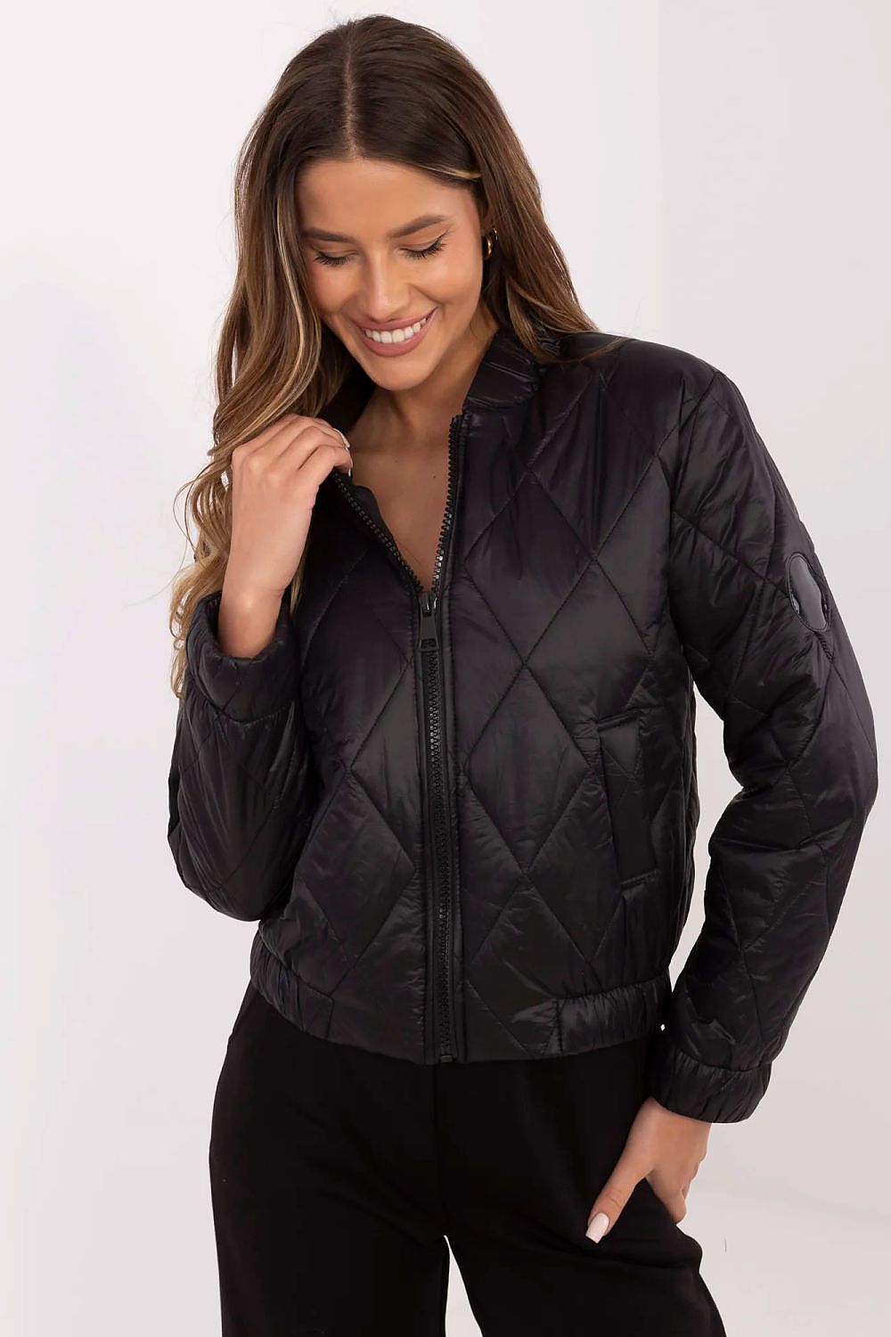 Jacket - Women's Quilted Bomber Jacket – Stylish & Practical