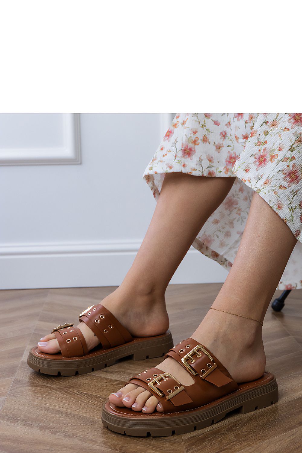Women's Footwear - Flip-flops