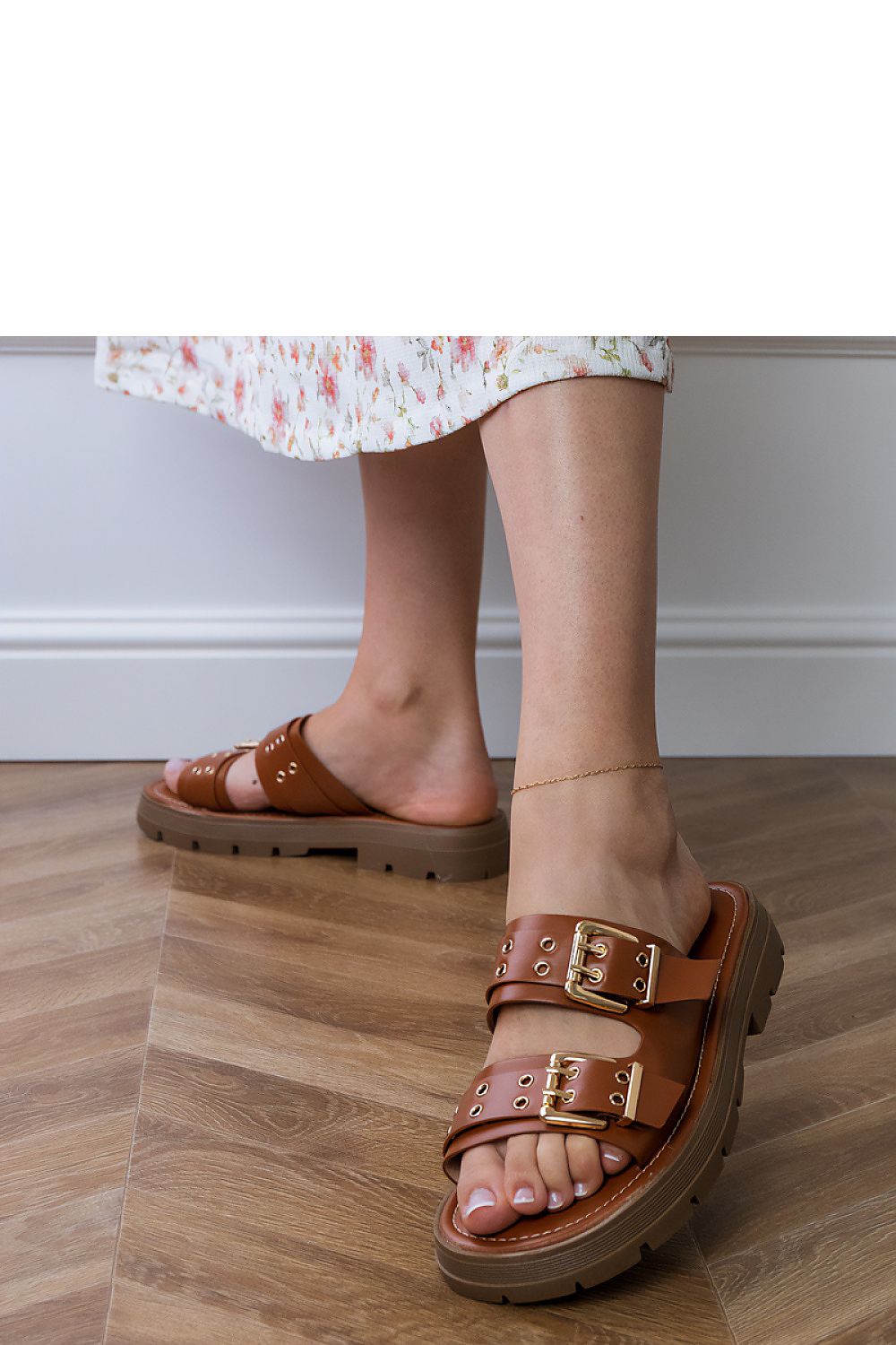 Women's Footwear - Flip-flops