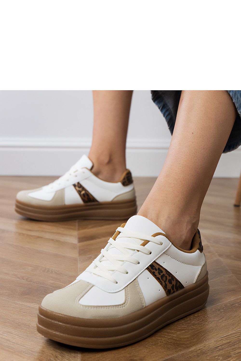 Women's Footwear - Sport Shoes