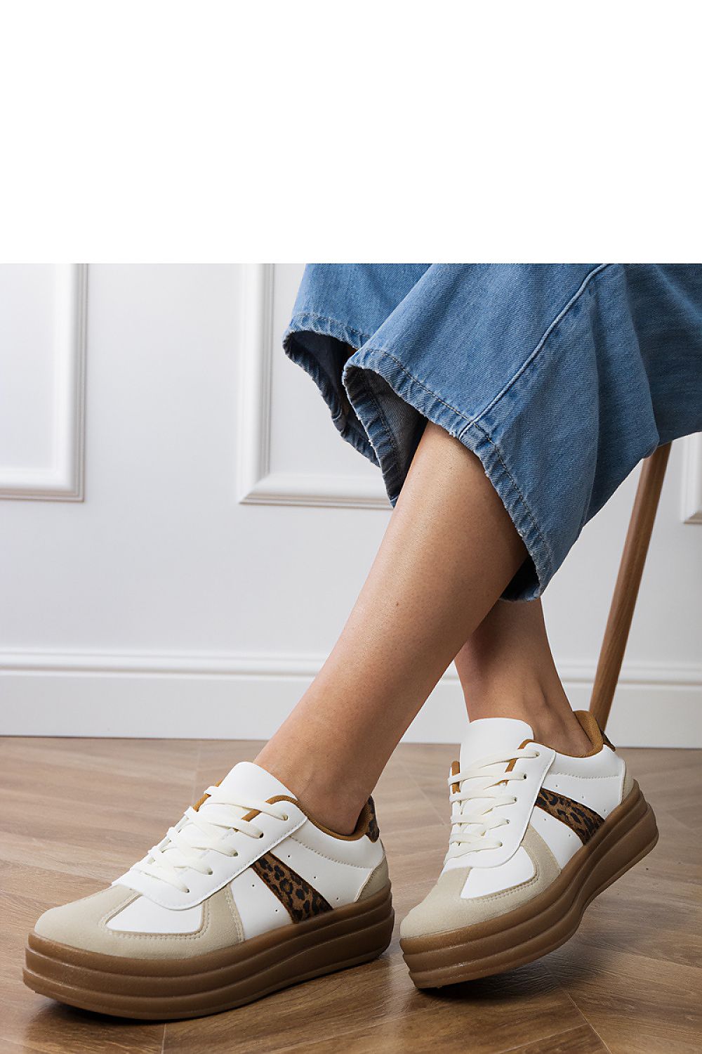 Women's Footwear - Sport Shoes