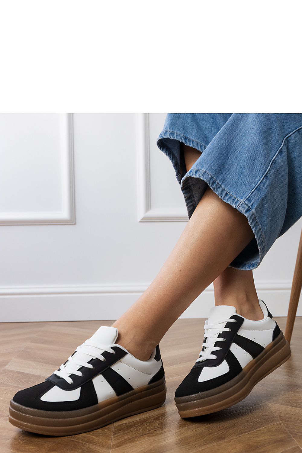 Women's Footwear - Sport Shoes