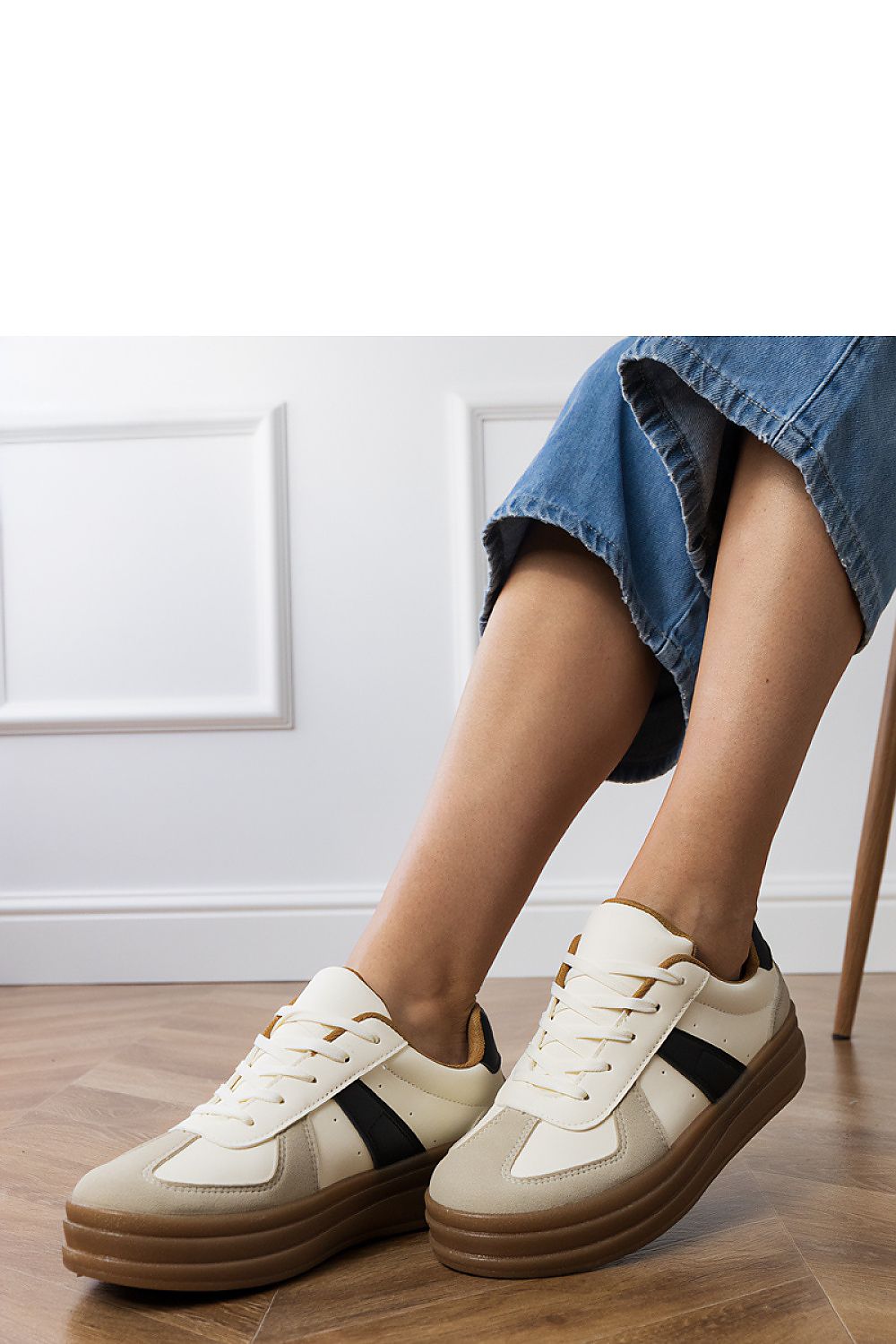 Women's Footwear - Sport Shoes
