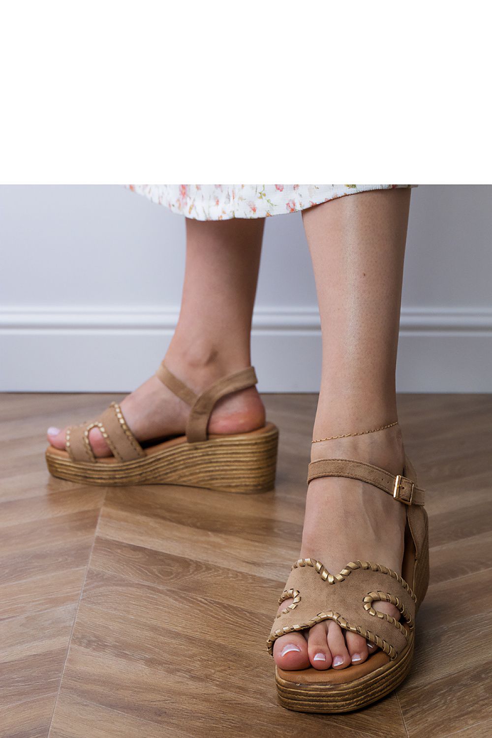 Women's Footwear - Buskin