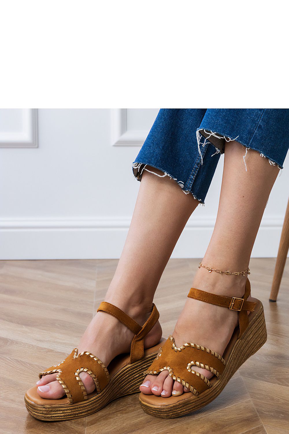 Women's Footwear - Buskin