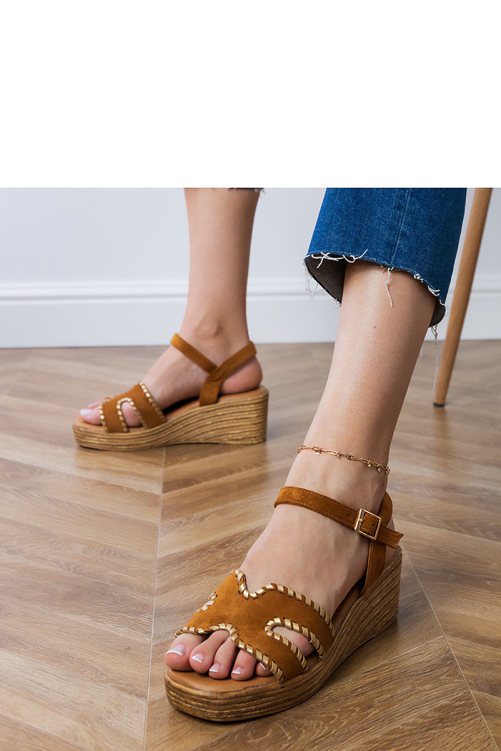 Women's Footwear - Buskin