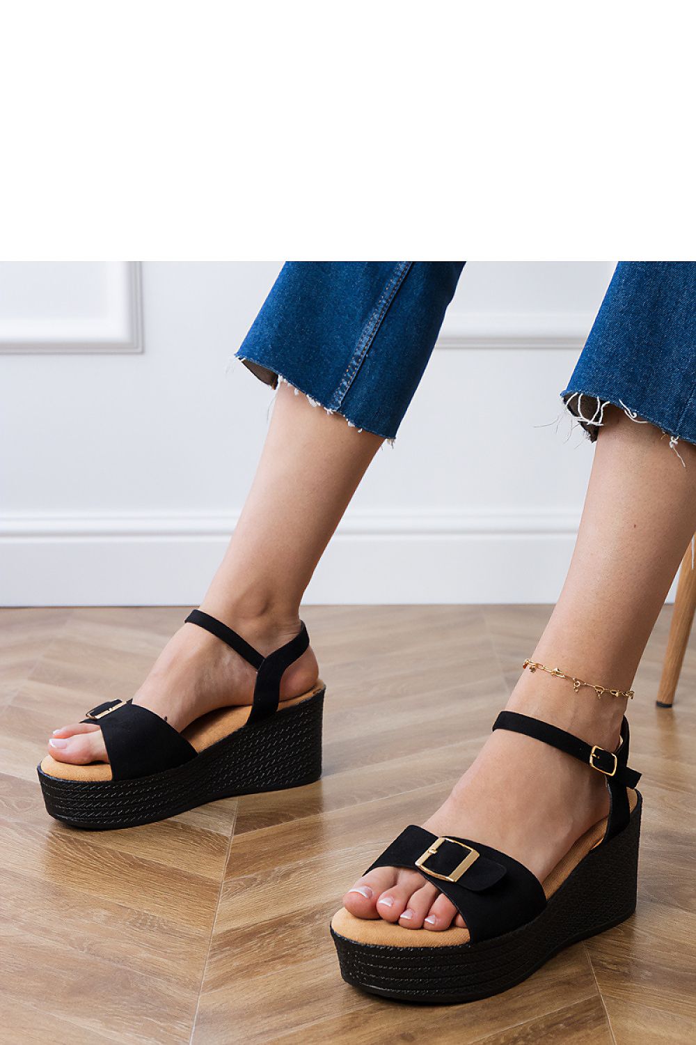 Women's Footwear - Buskin
