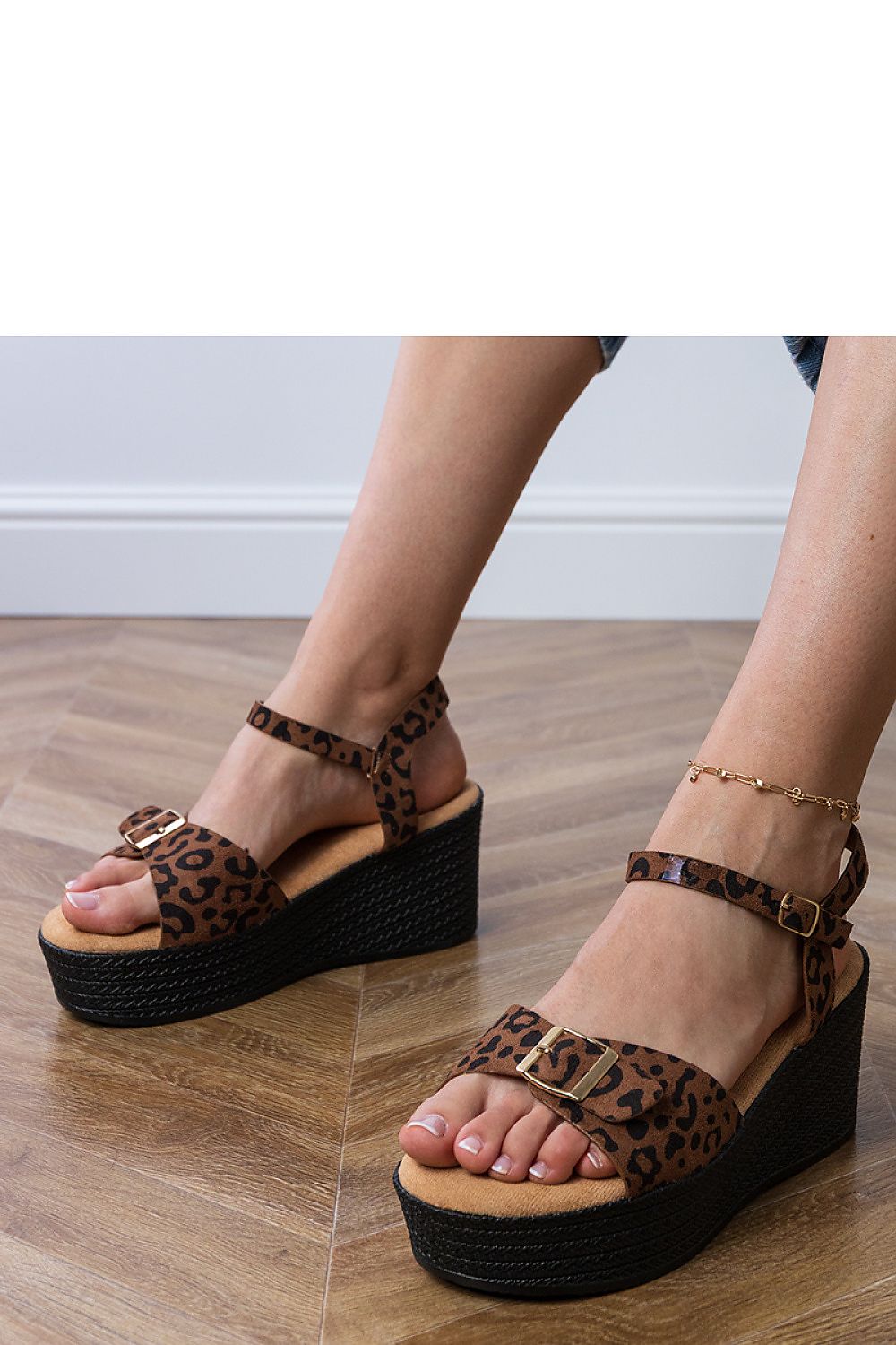 Women's Footwear - Buskin