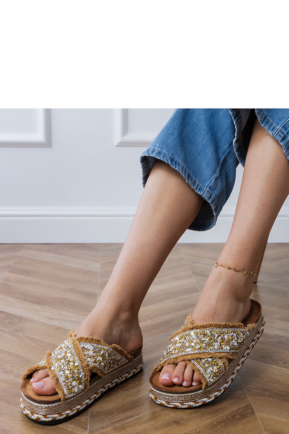 Women's Footwear - Flip-flops