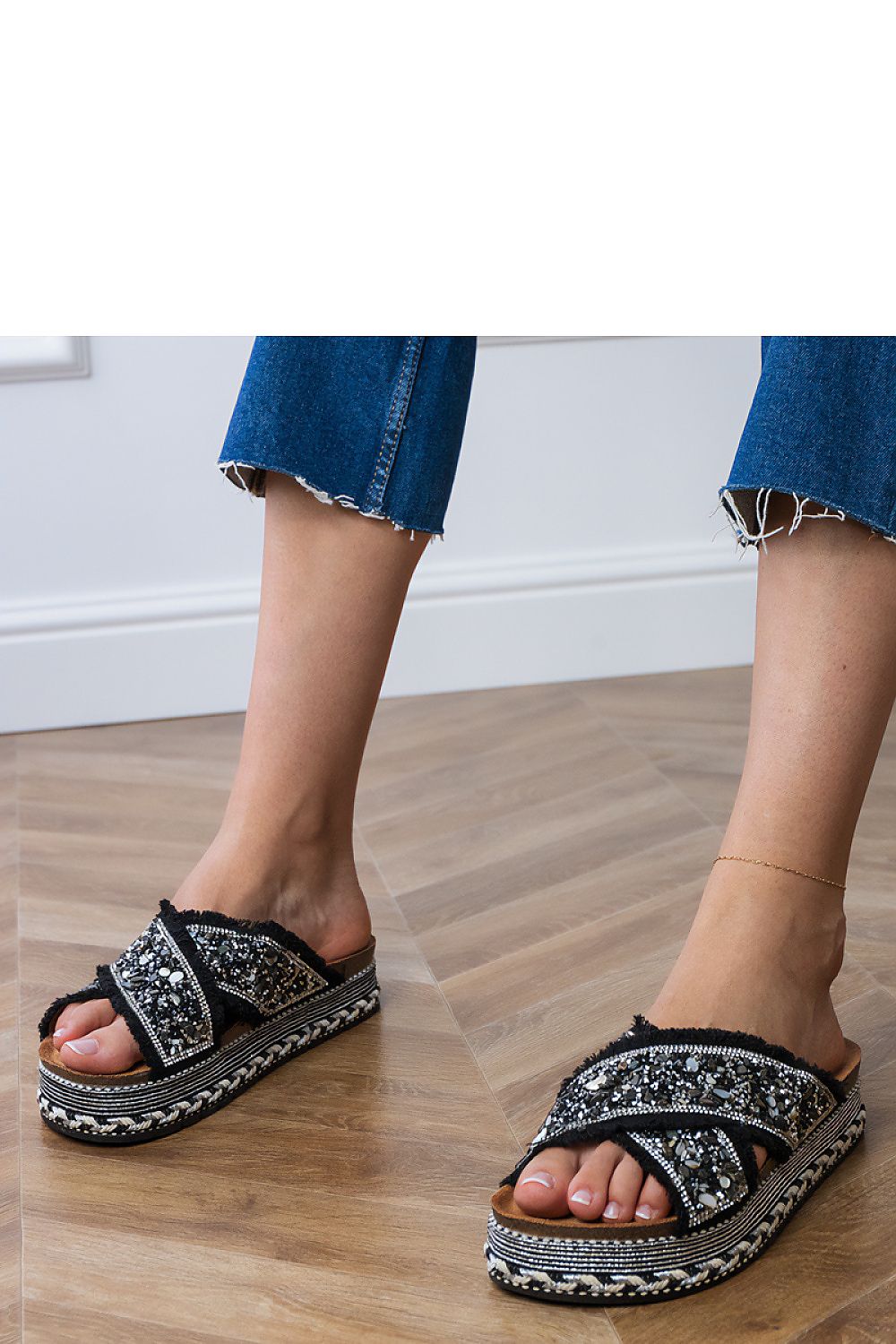 Women's Footwear - Flip-flops