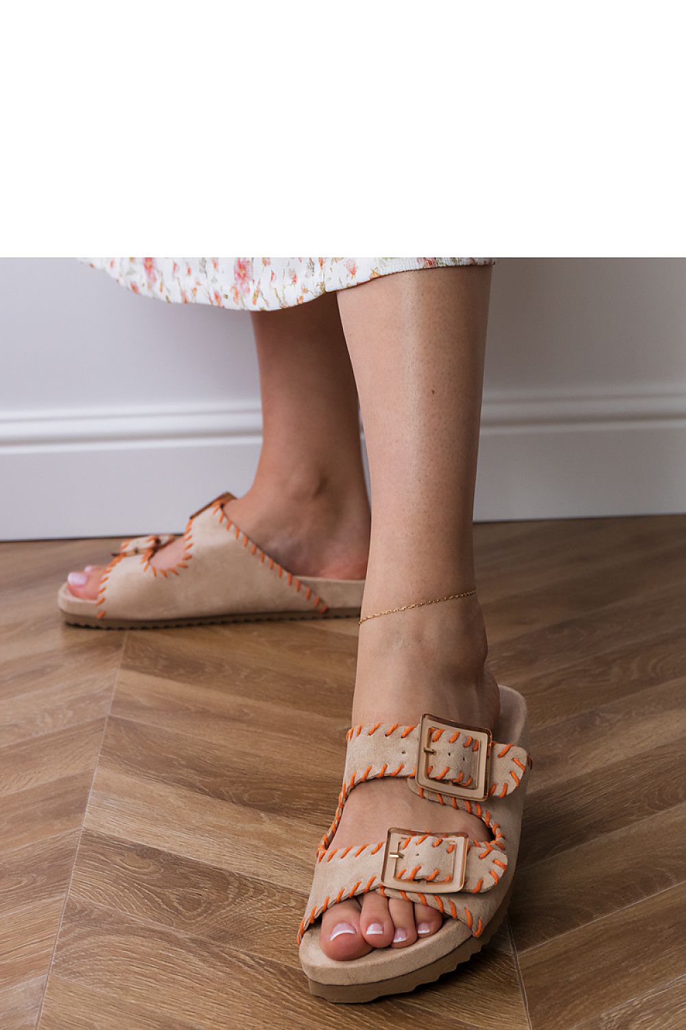 Women's Footwear - Flip-flops