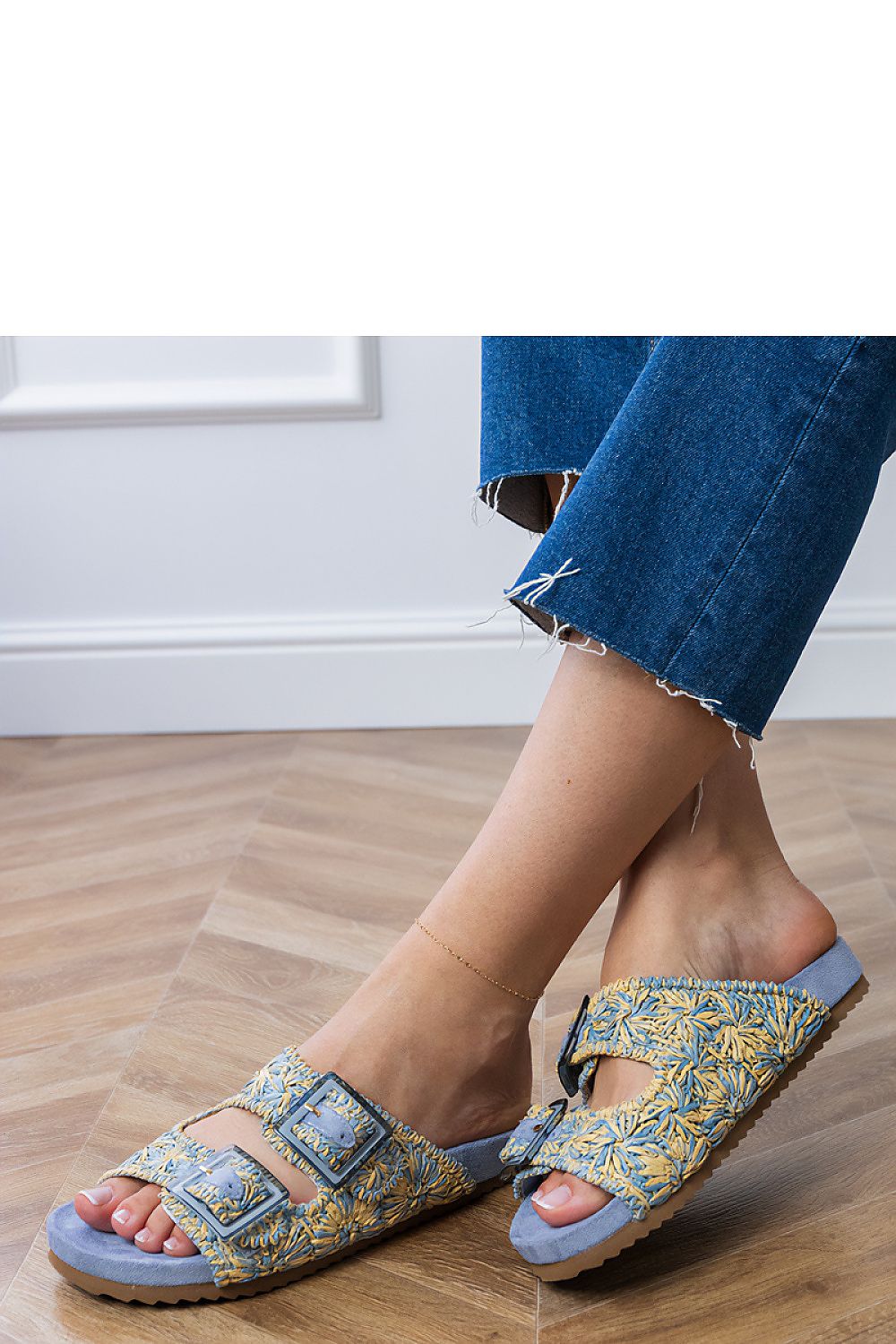 Women's Footwear - Flip-flops