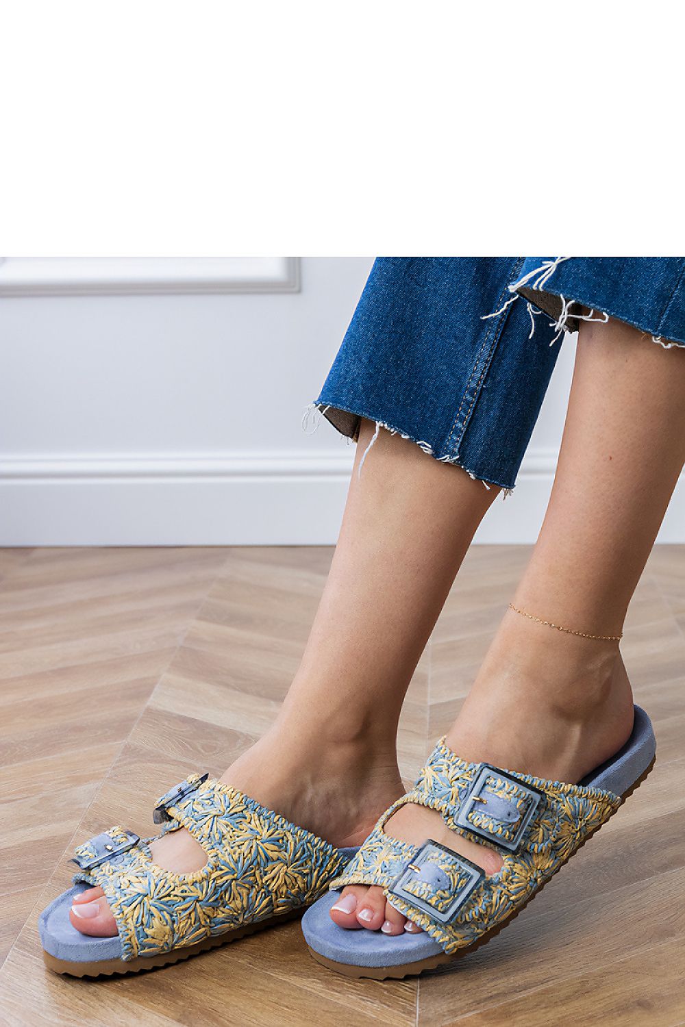 Women's Footwear - Flip-flops