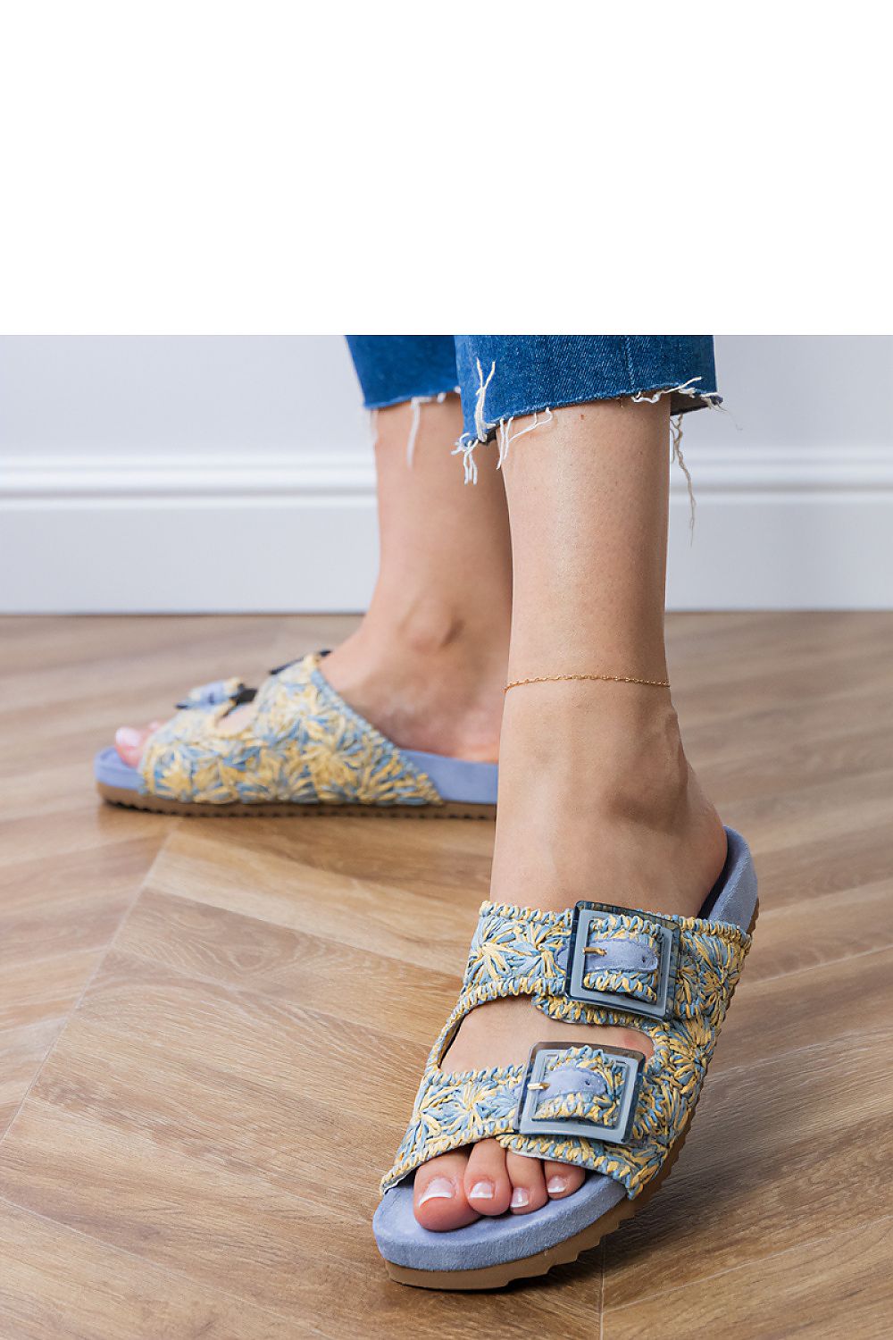 Women's Footwear - Flip-flops