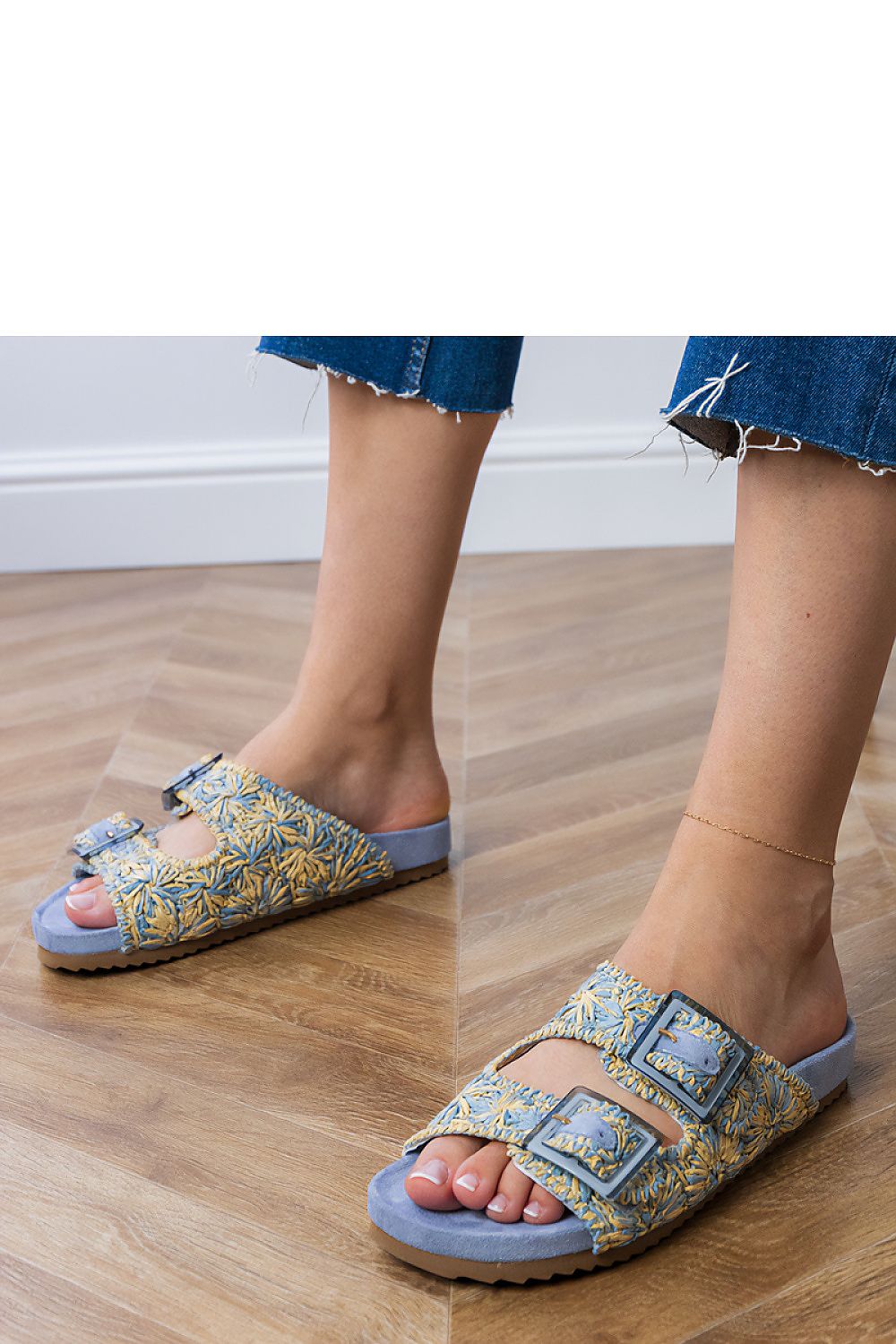 Women's Footwear - Flip-flops