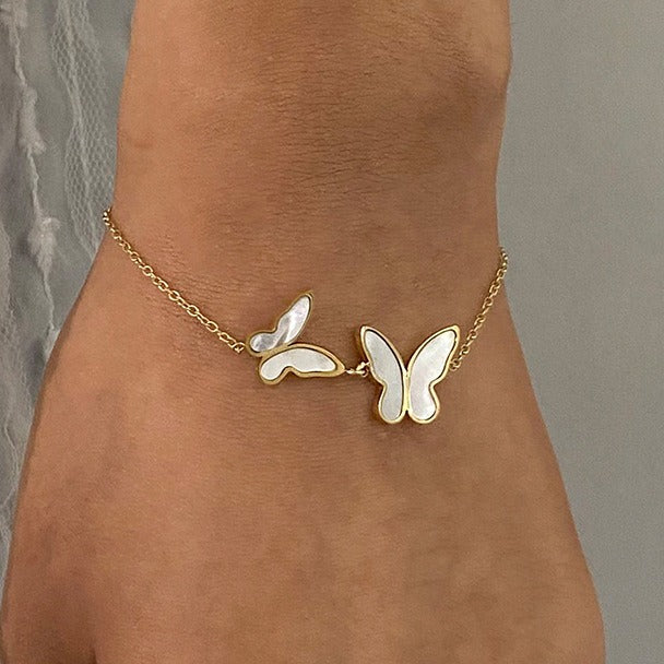 18K Gold Butterfly Shaped Gemstone Design Luxury Bracelet-Luxore