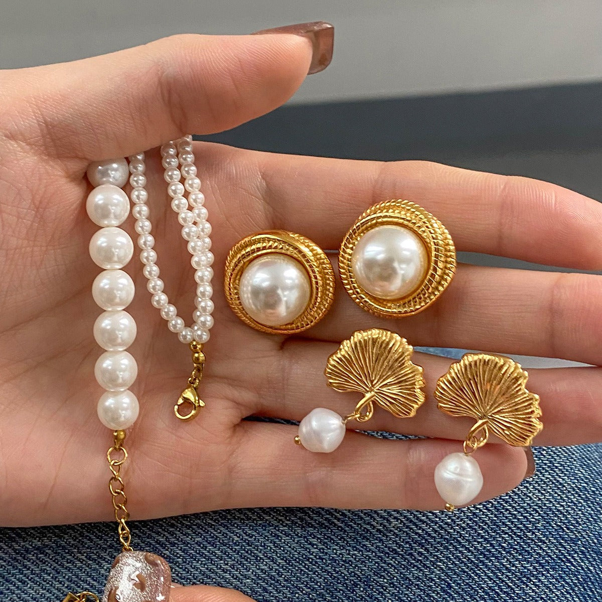 18K gold geometric inlaid pearl design high-end earrings and necklace set-Luxore