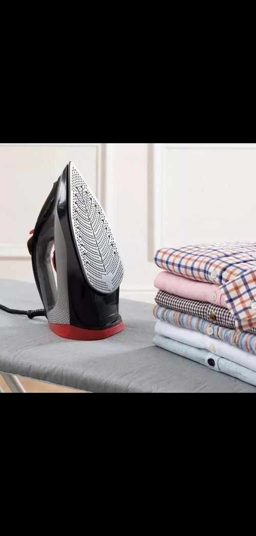 Kitchen Appliances - Daewoo Ultra Glide Iron, 2600W Steam Iron With Ceramic Soleplate, High Burst Steam And Precision Tip