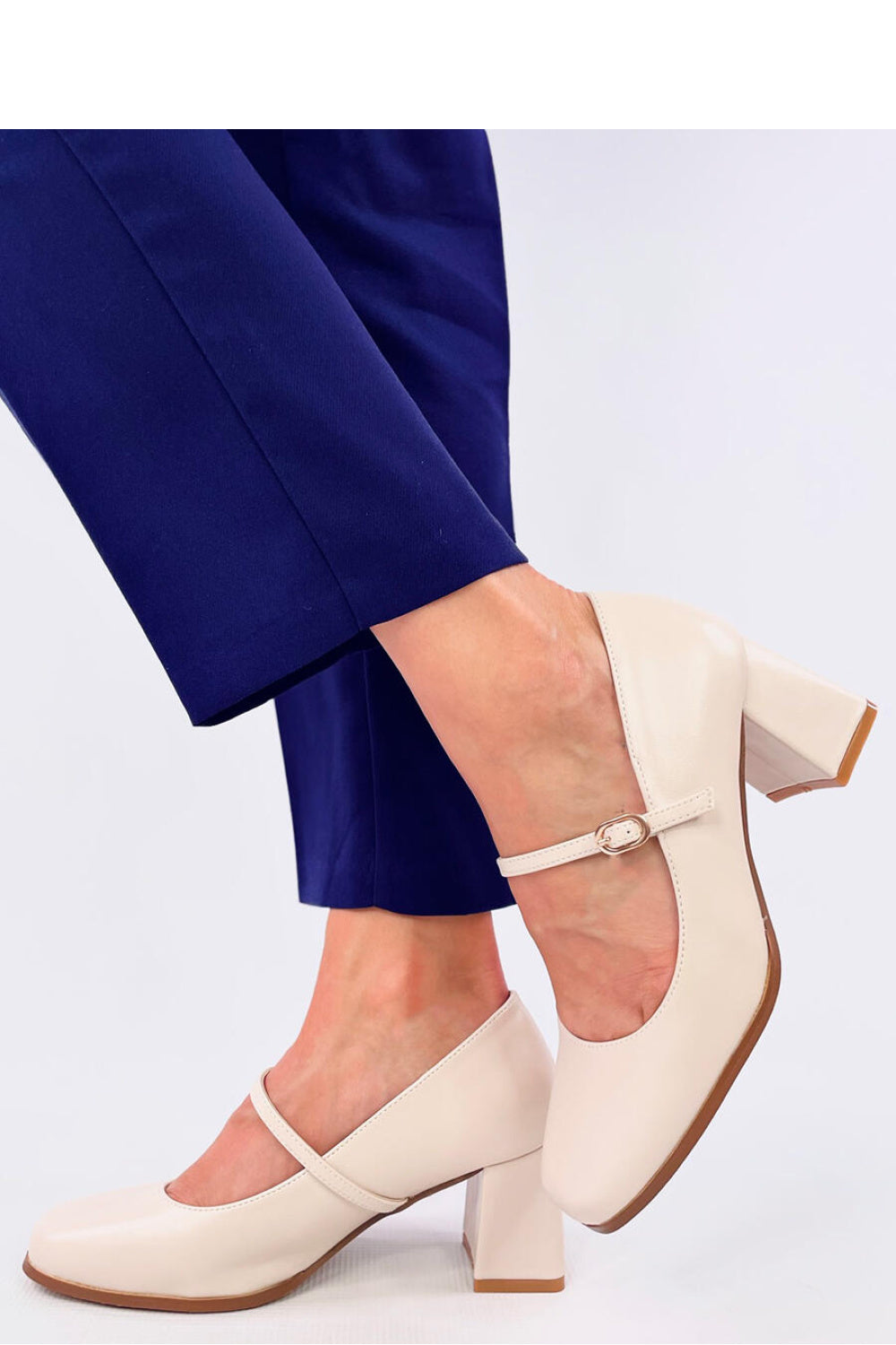 Block heel pumps model 200653 Inello-Luxore