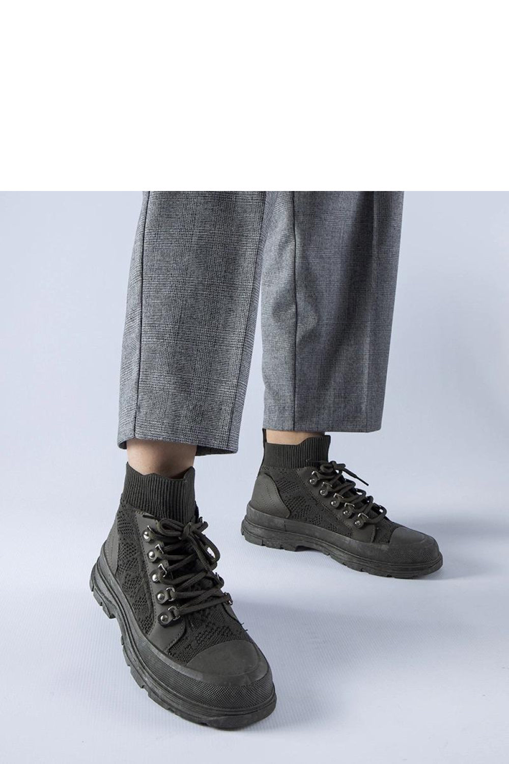 Sneakers model 207609 Solea-Luxore