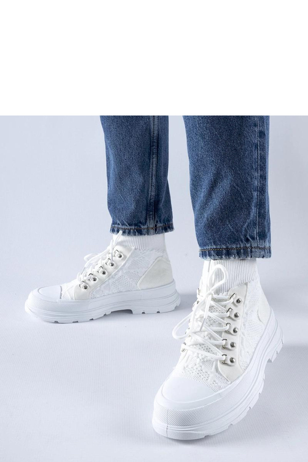 Sneakers model 207610 Solea-Luxore