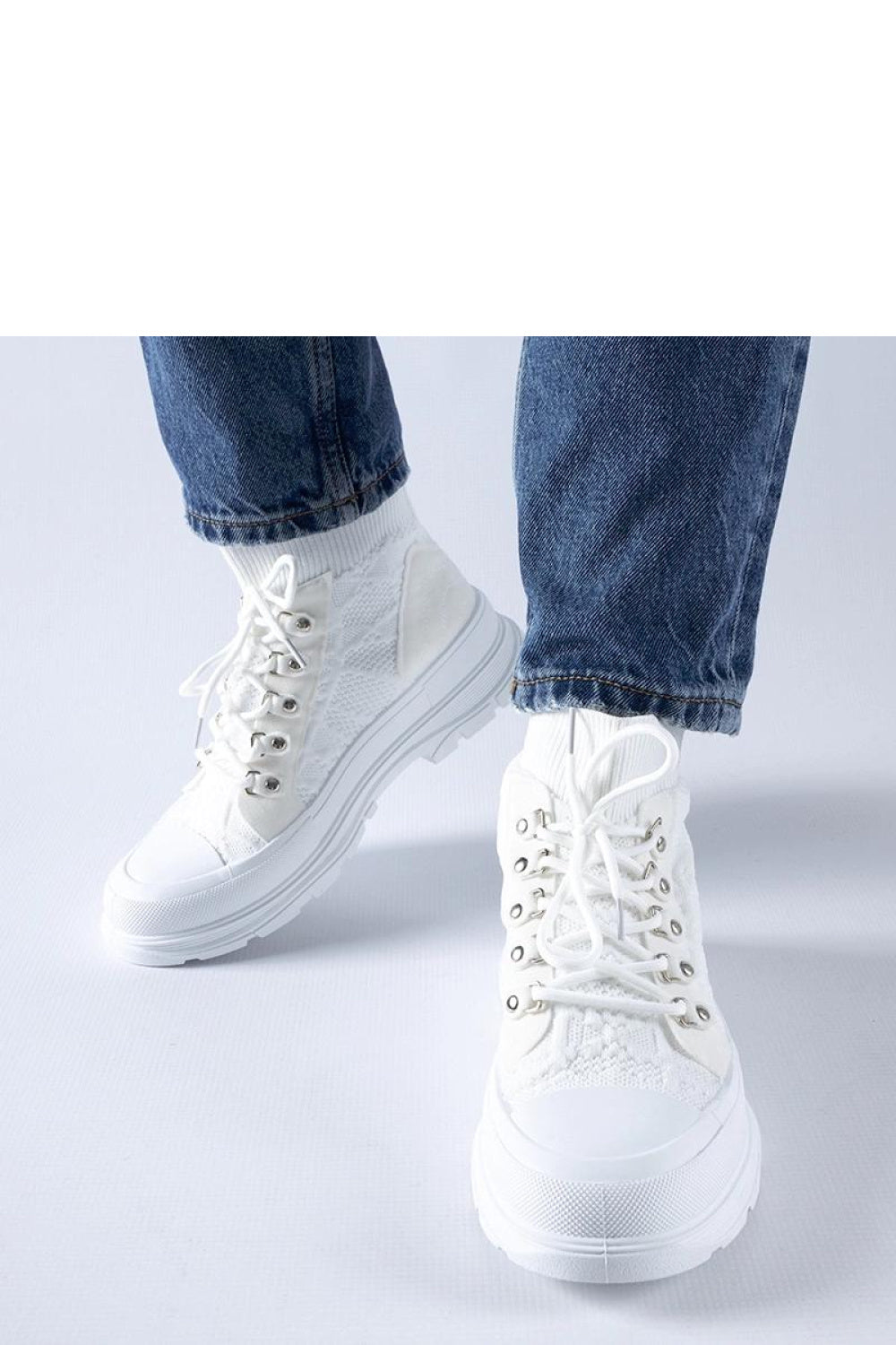 Sneakers model 207610 Solea-Luxore