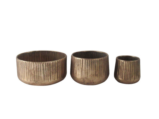 Antique Gold Modern Creation Metal Planters (Set of 3)