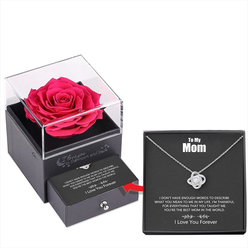 Four-Leaf Clover Diamond Pendant Necklace – A Symbol of Love & Luck for Mom-Luxore