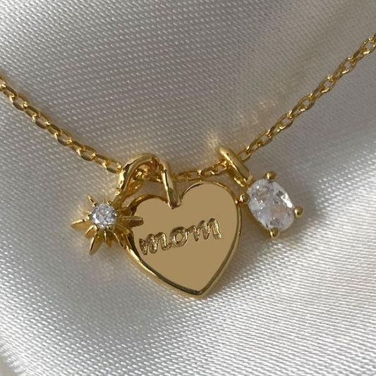 Heart Pendant "MOM" Necklace – A Sentimental Gift for Mothers-Luxore