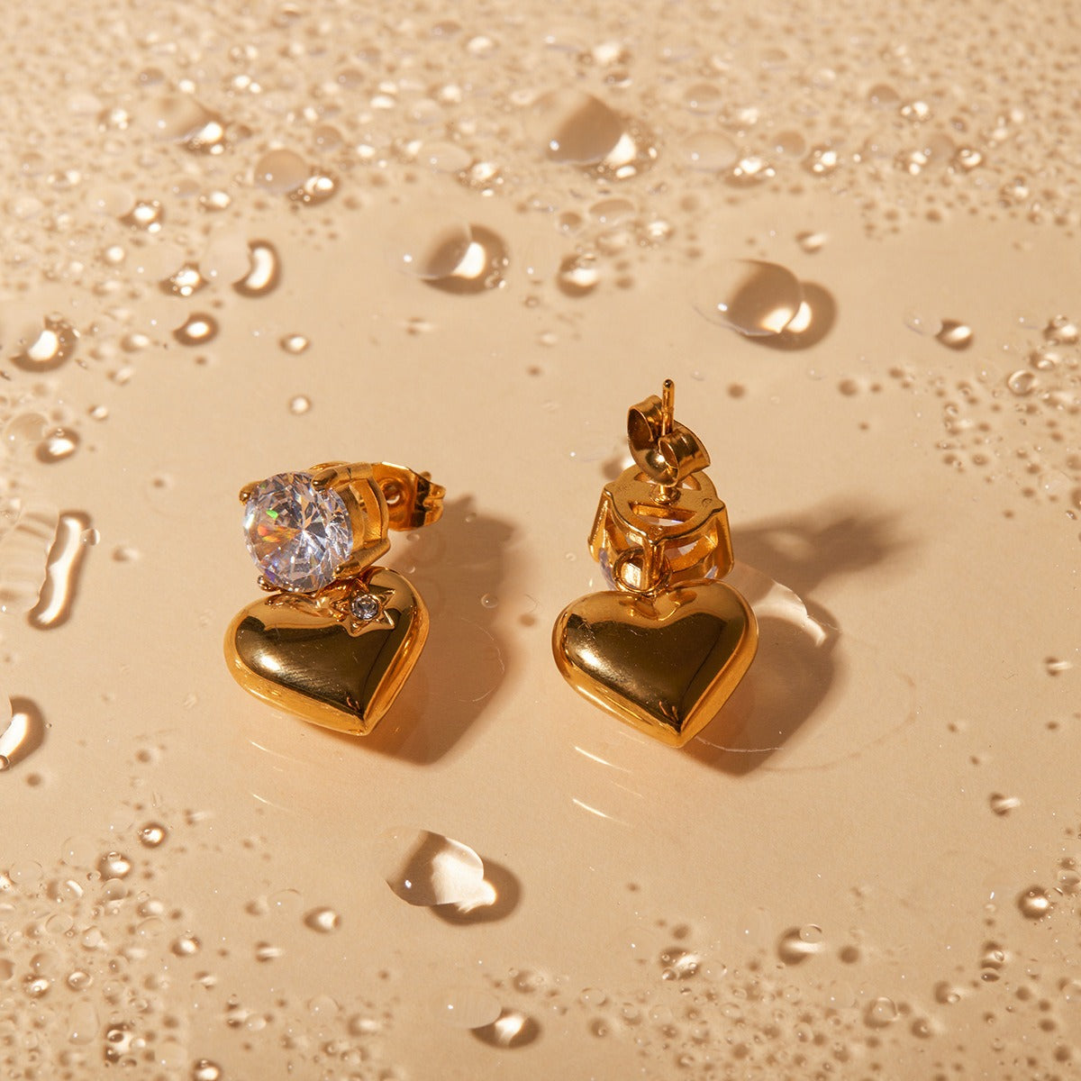 18k gold noble and elegant heart inlaid zircon design earrings-Luxore
